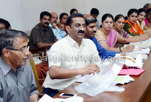 Plastic ban 